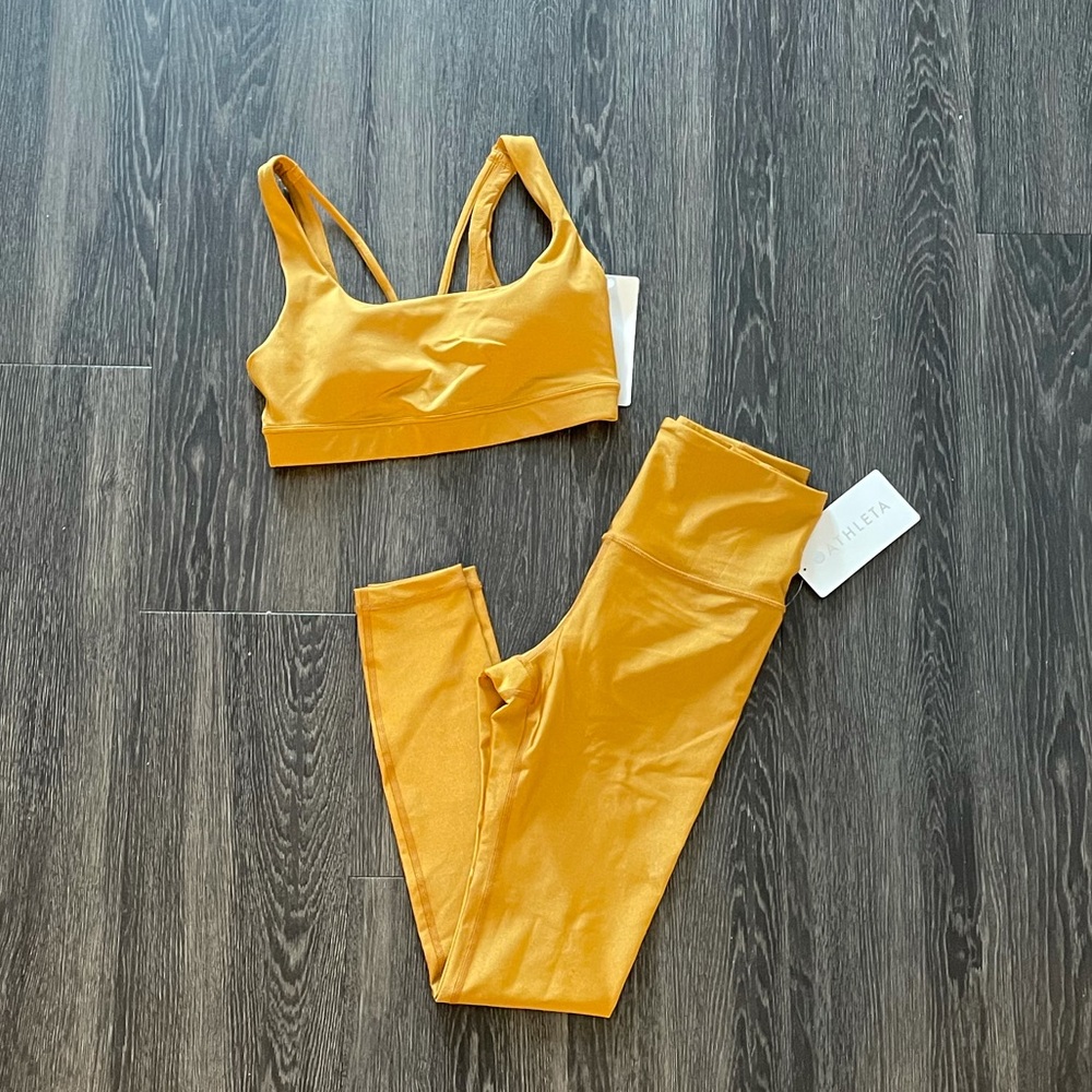 Athleta set of sports bra and leggings